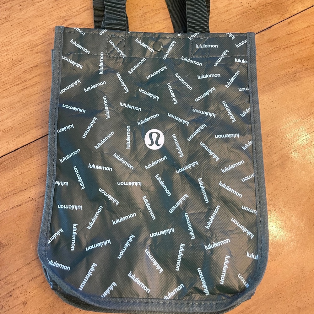 Lululemon Logo Shopping Tote Bag 9 x 12 Green and White
